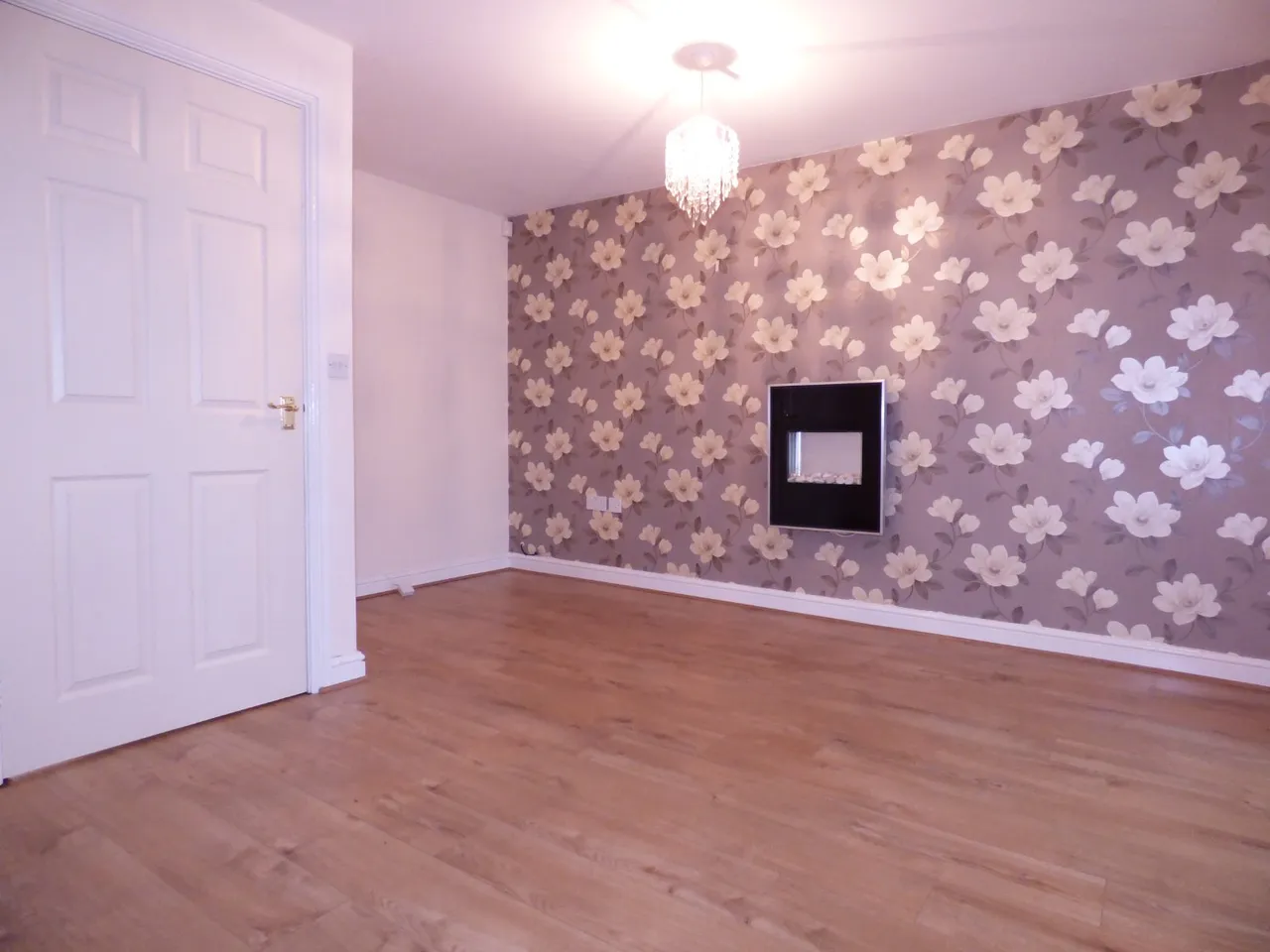 Cannock Road, Heath Hayes, WS12, photo 2