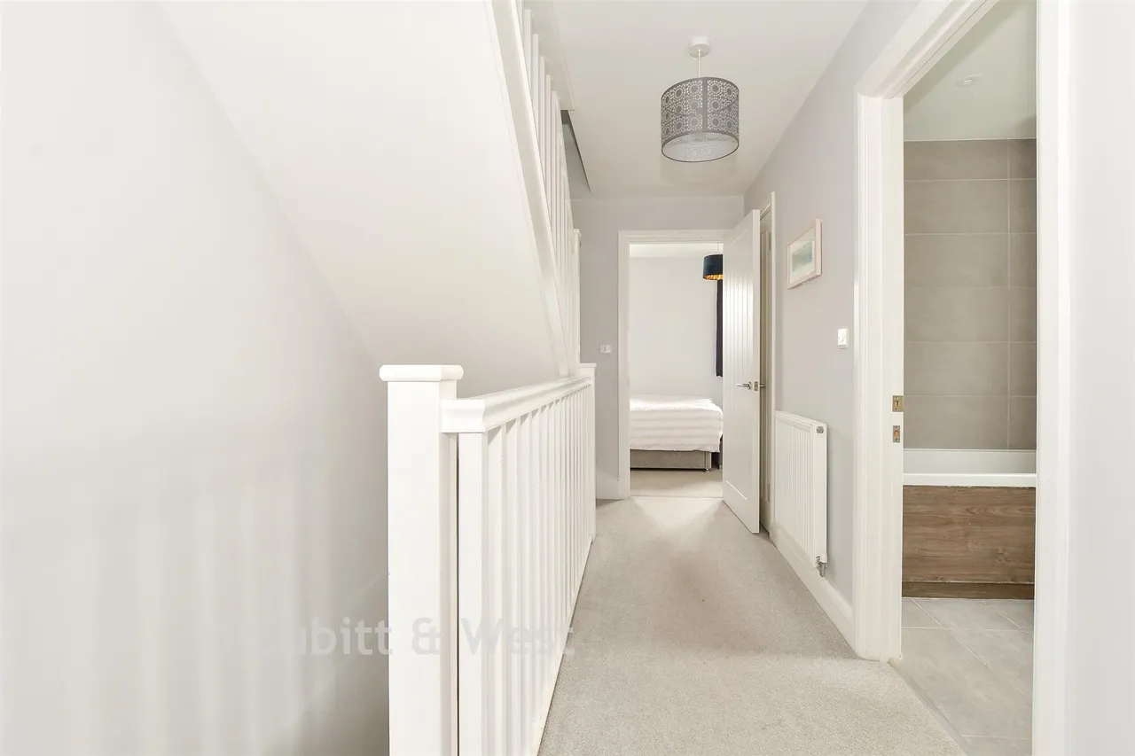 Kings Close, Yapton, BN18, photo 8