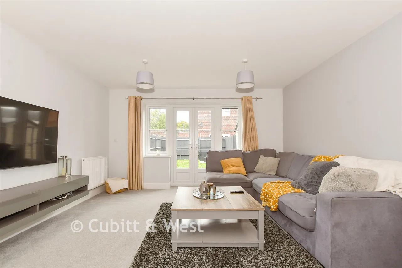 Kings Close, Yapton, BN18, photo 2