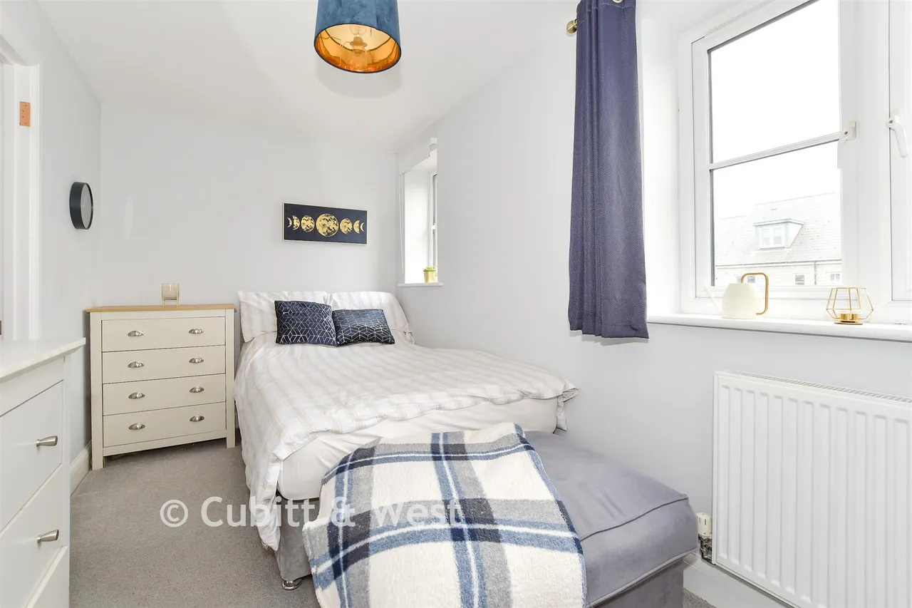 Kings Close, Yapton, BN18, photo 13