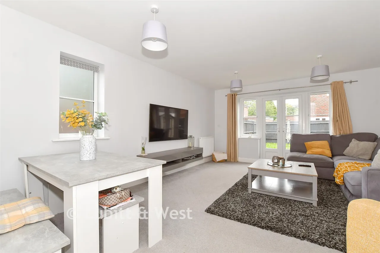 Kings Close, Yapton, BN18, photo 6