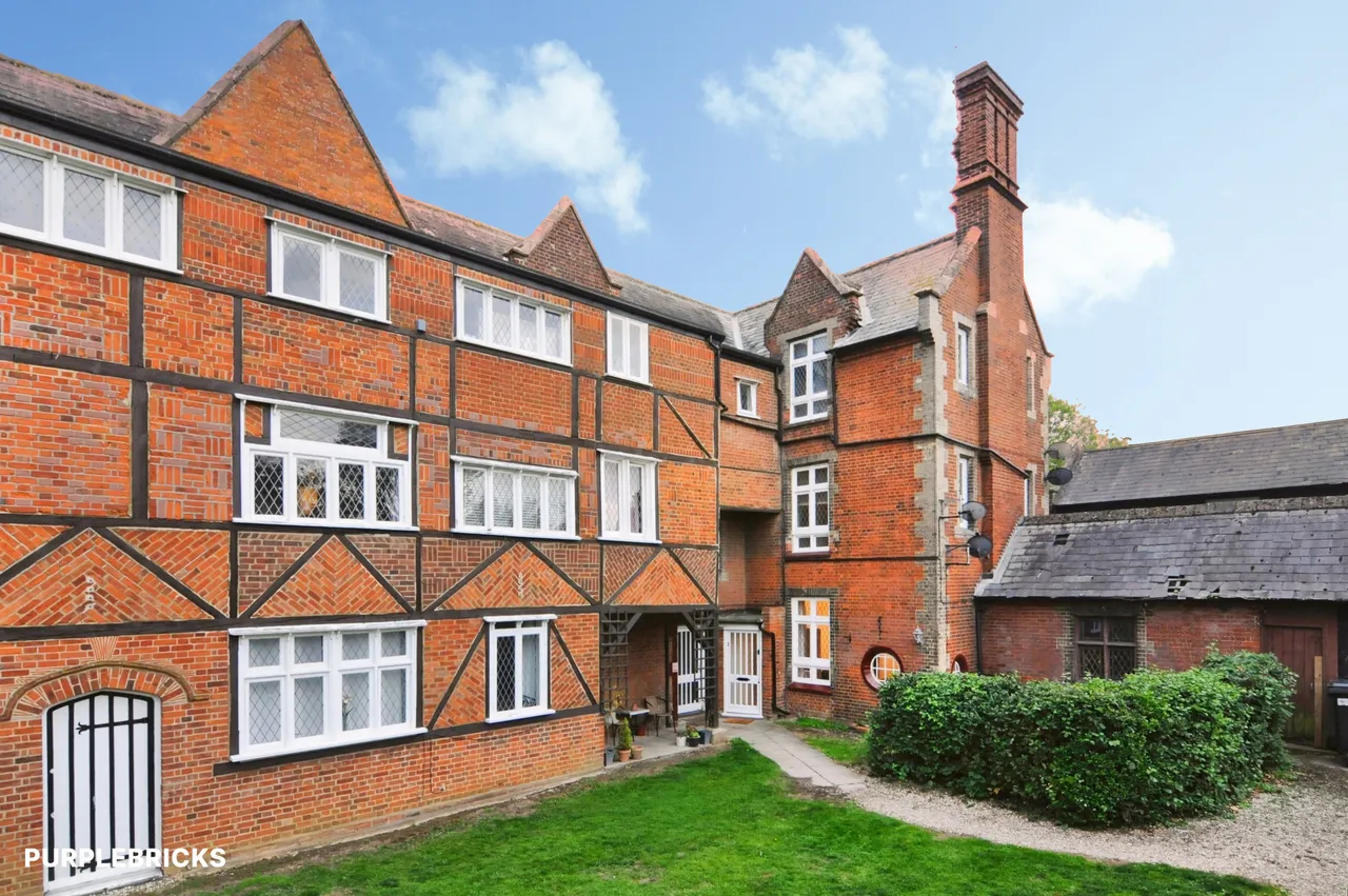 The Close, Dunmow, CM6, photo 3
