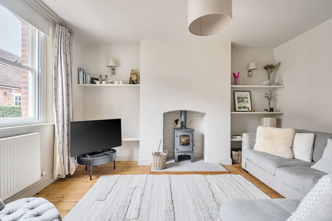 Five Alls Court, Marlborough, SN8, photo 9
