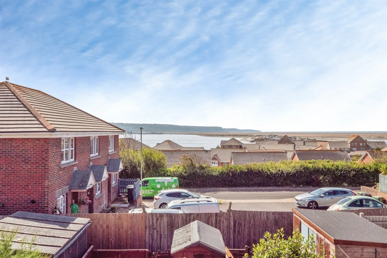 Sandpiper Way, Weymouth, DT4, photo 2
