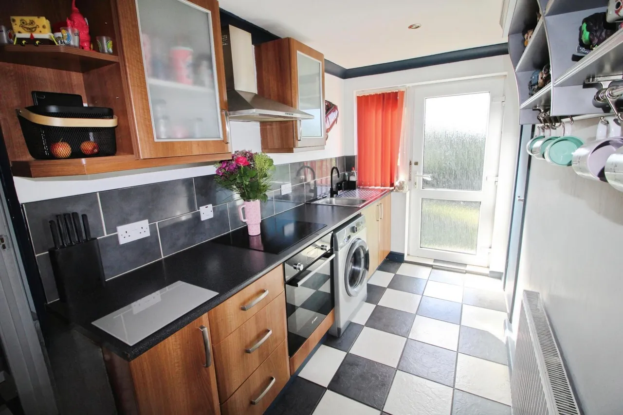 Caenby Road, Scunthorpe, DN17, photo 3