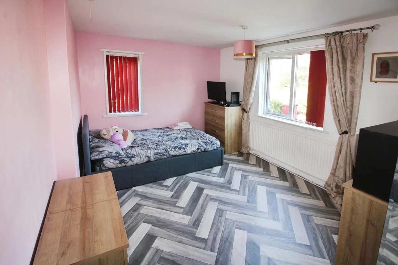 Caenby Road, Scunthorpe, DN17, photo 5
