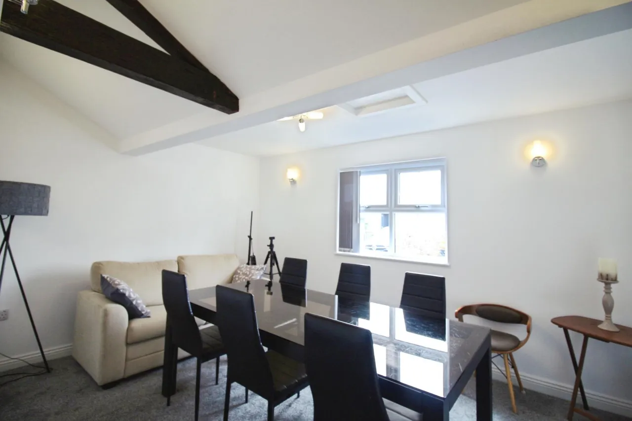 Overthorpe Road, Thornhill, WF12, photo 7
