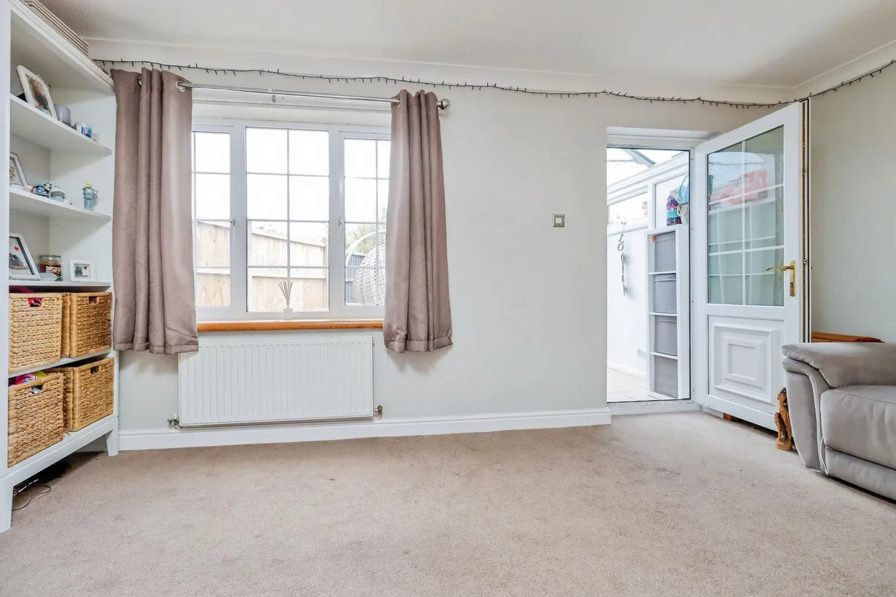 Abdon Court, Telford, TF2, photo 8
