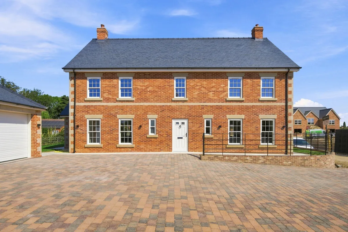 Muston Lane, Easthorpe, NG13, photo 23