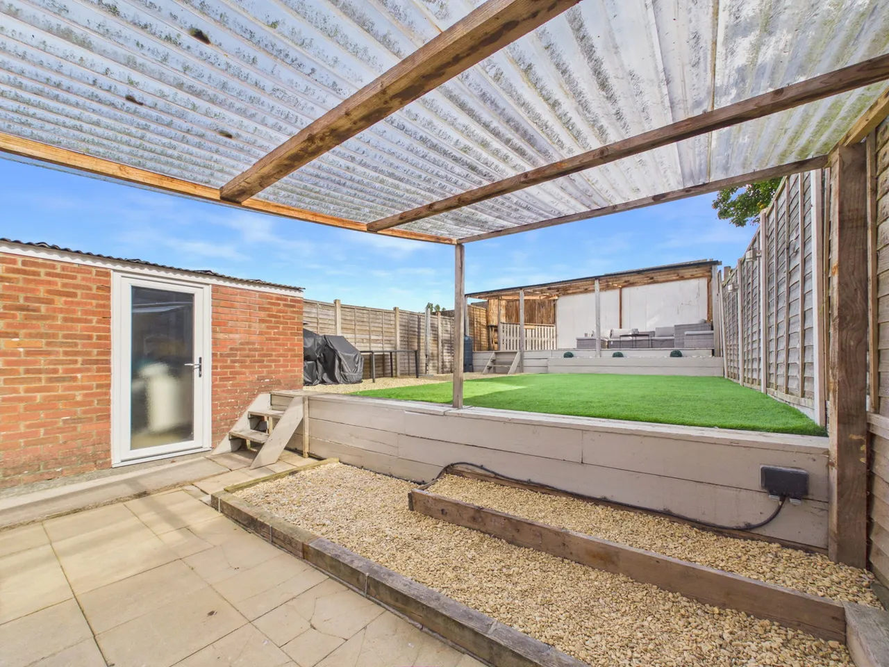 Redford Crescent, BS13, photo 17