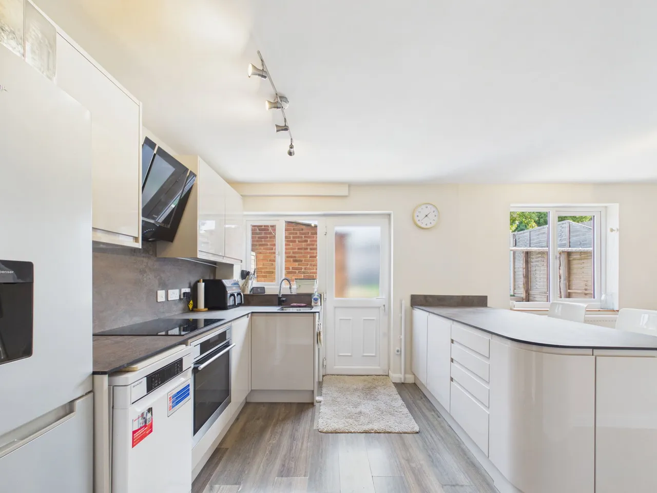 Redford Crescent, BS13, photo 5