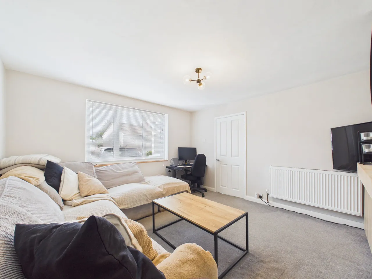 Redford Crescent, BS13, photo 4