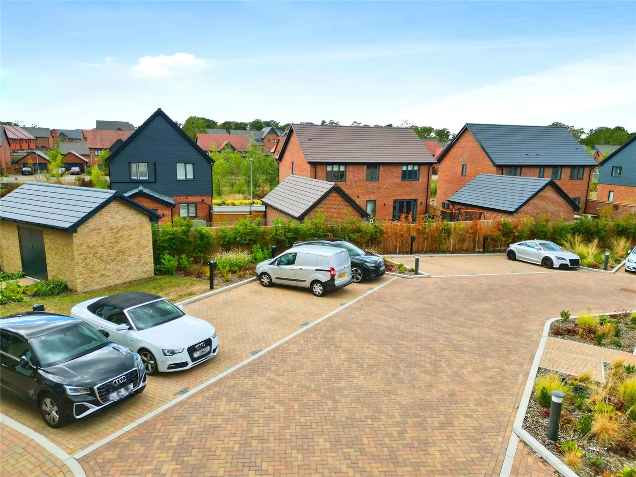 Buckler Ride, Crowthorne, Berkshire, RG45 6WP, photo 14