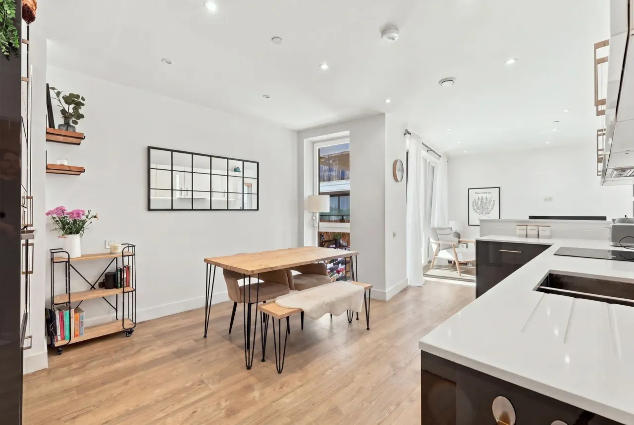 Beck Square, Leyton, E10, photo 6
