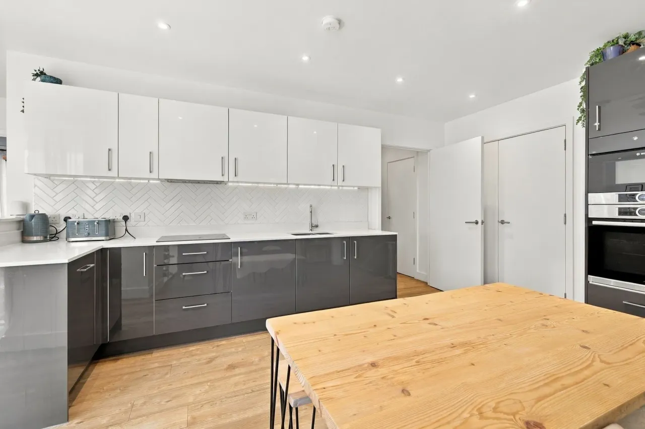 Beck Square, Leyton, E10, photo 8
