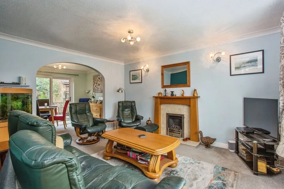 Glencourse Drive, Fulwood, Lancashire, PR2, photo 3