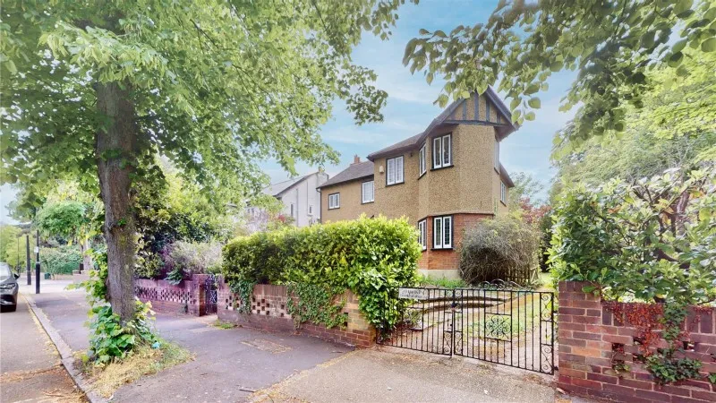 Osterley Road, Isleworth, photo 50