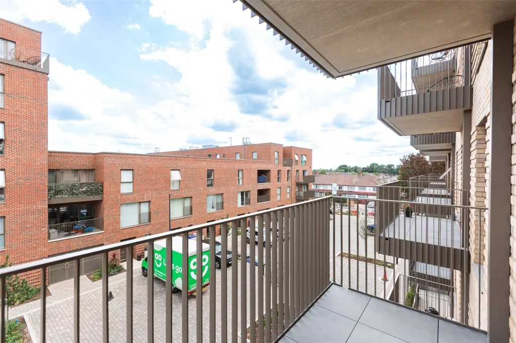 Meadowview Close, Harrow, HA1, photo 10