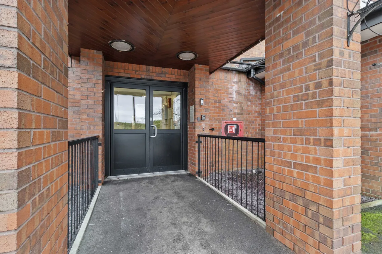 Flat 84, Undercliffe House Dingleway, Warrington, Appleton, WA4 3AP, photo 13