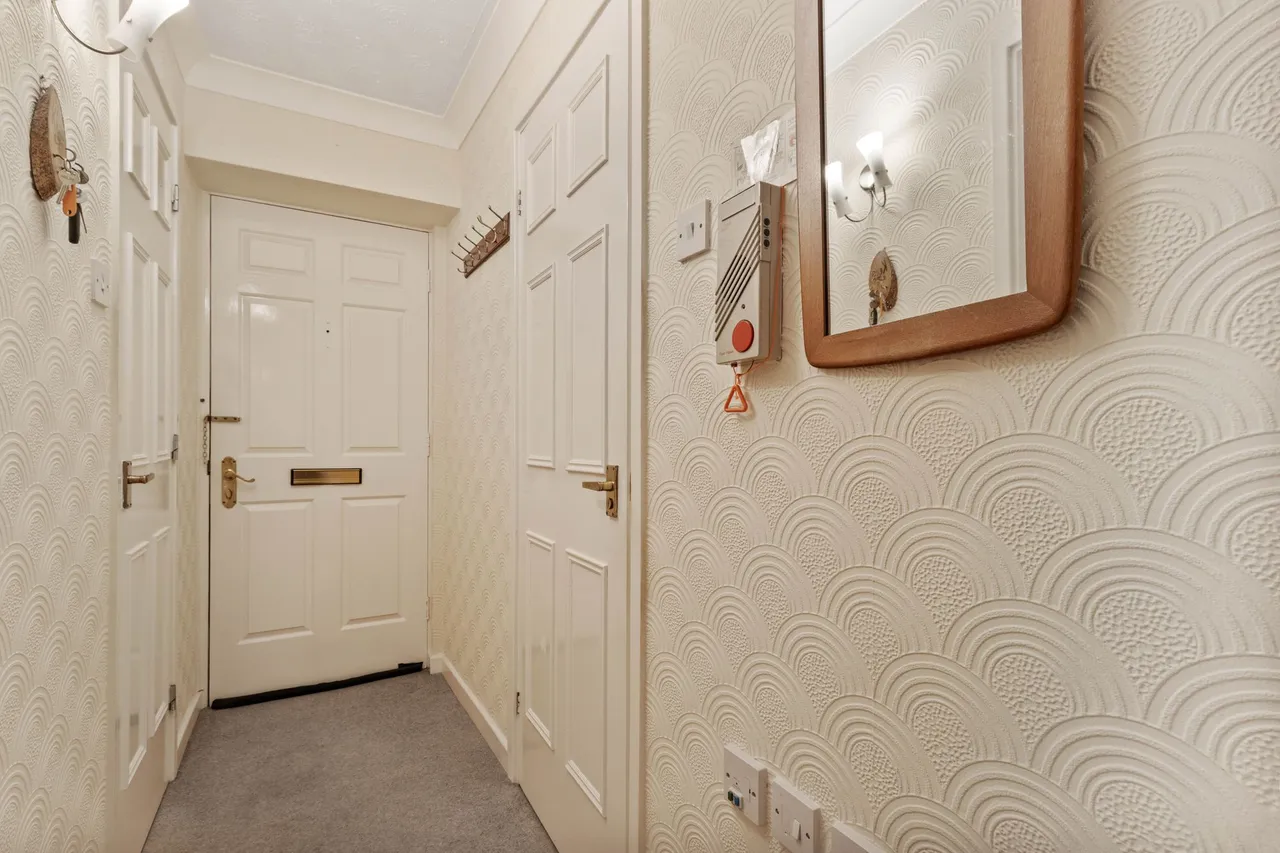 Flat 84, Undercliffe House Dingleway, Warrington, Appleton, WA4 3AP, photo 9