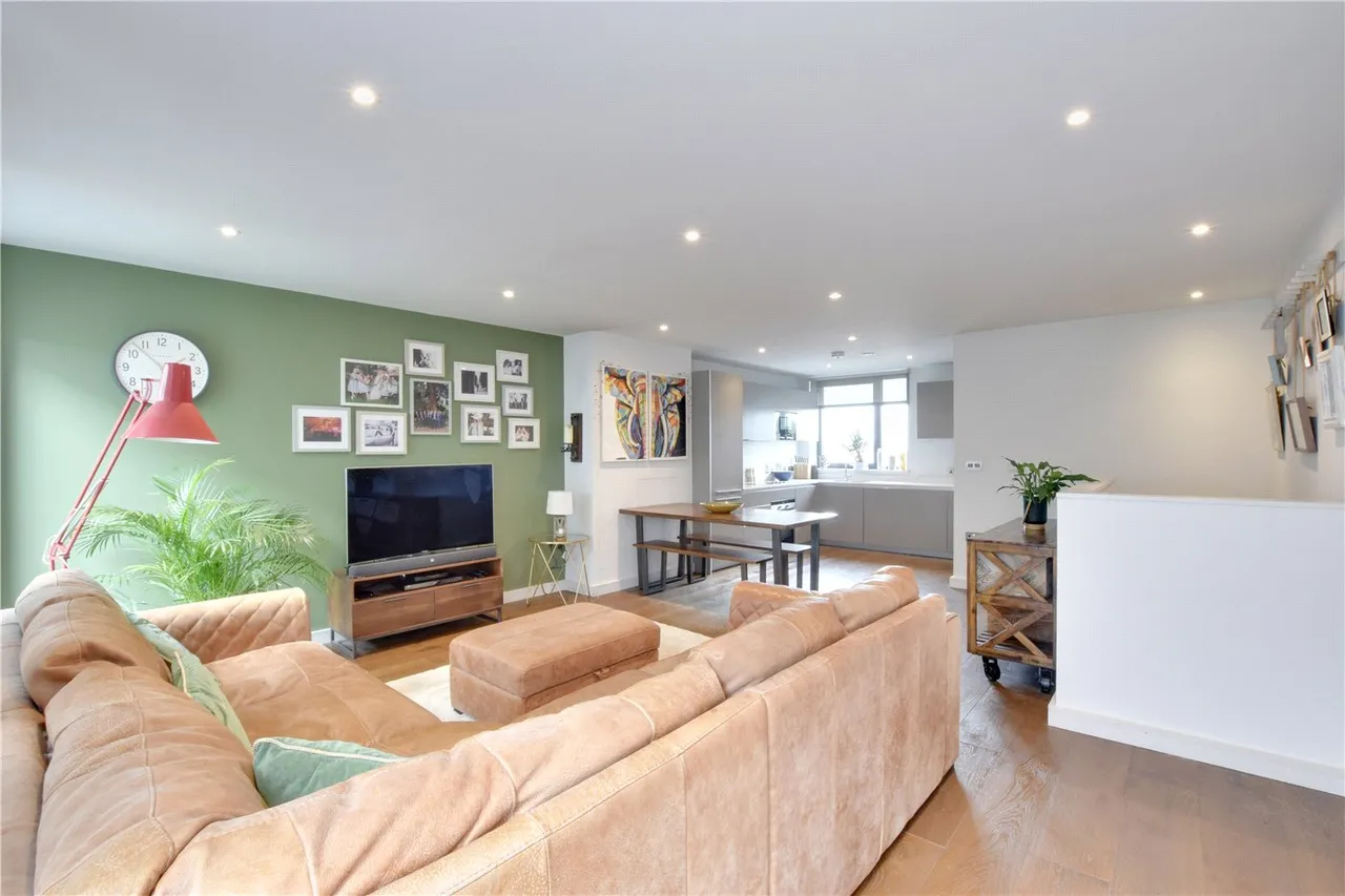 Hawthorne Crescent, Greenwich, SE10, photo 12