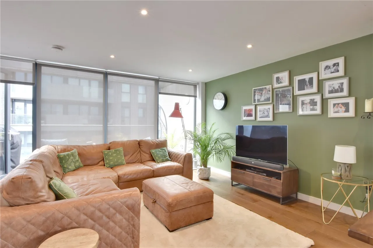 Hawthorne Crescent, Greenwich, SE10, photo 21