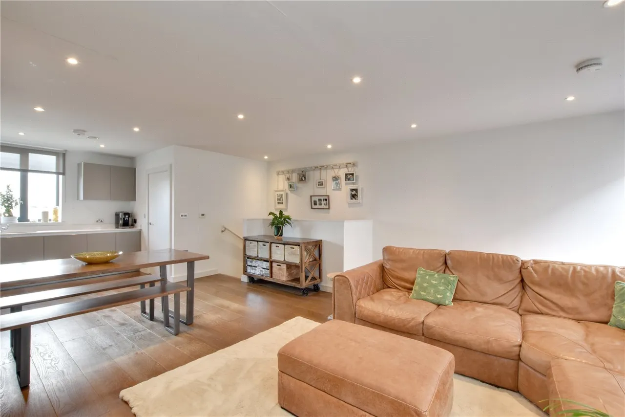 Hawthorne Crescent, Greenwich, SE10, photo 18