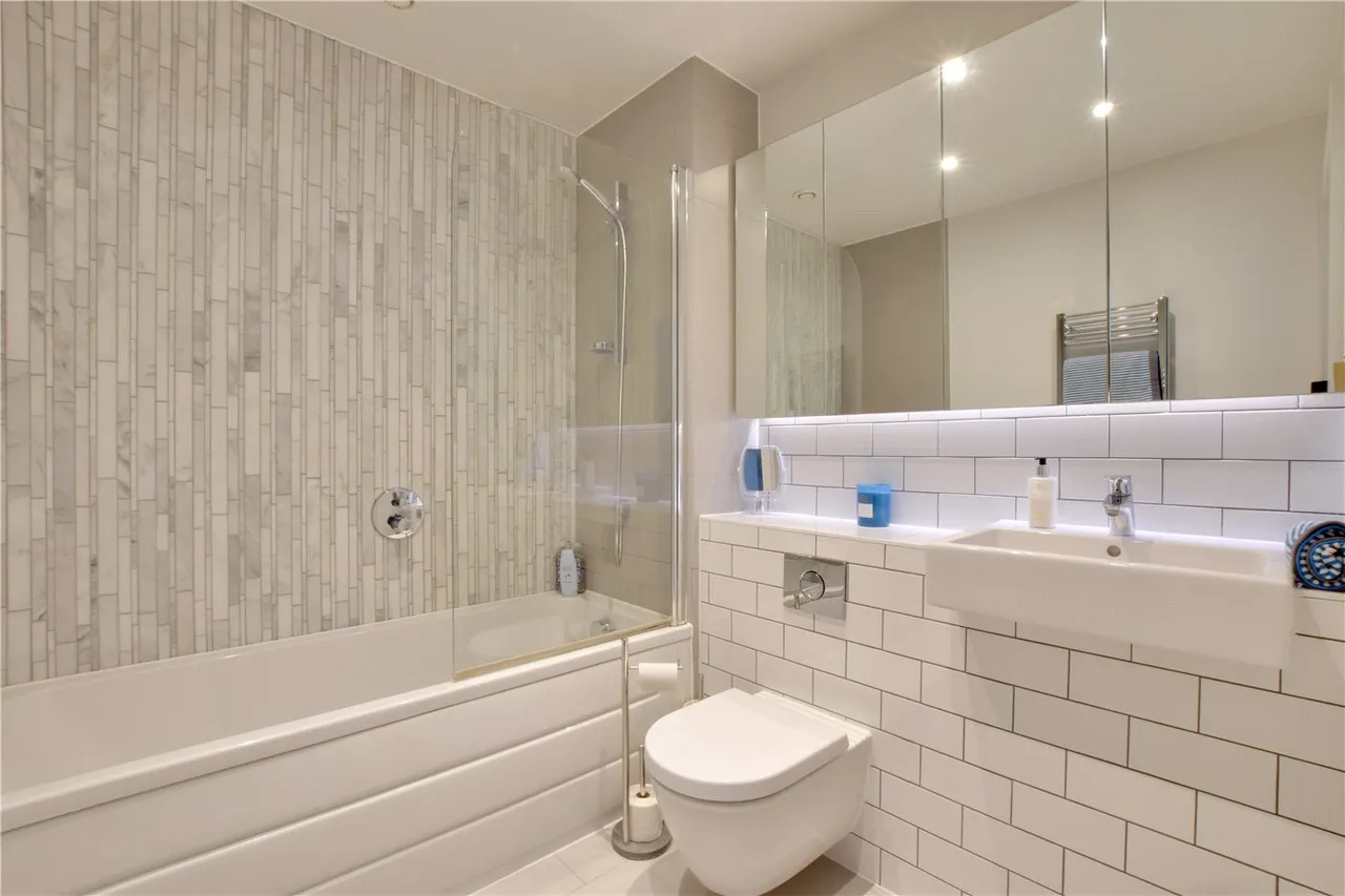Hawthorne Crescent, Greenwich, SE10, photo 6
