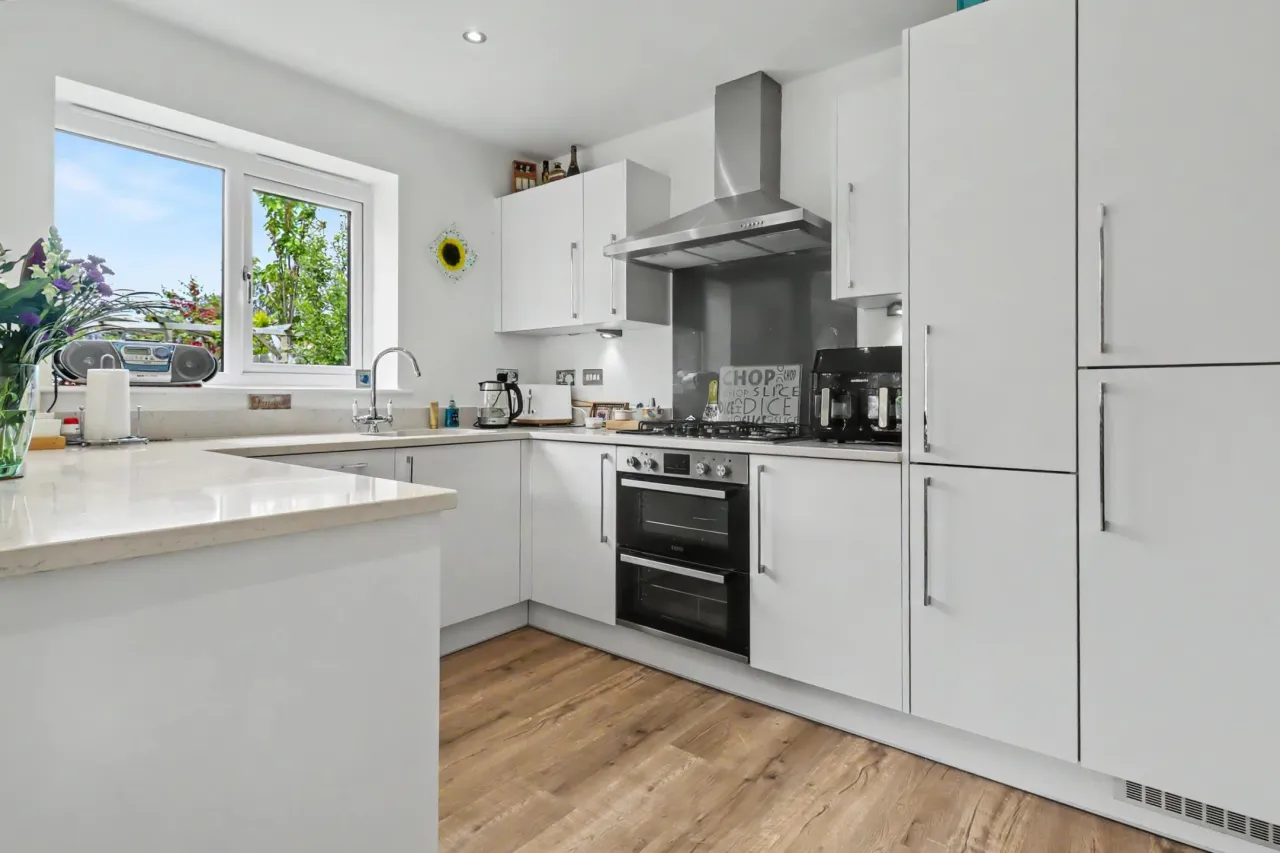 Honeysuckle Close, Congleton, photo 9