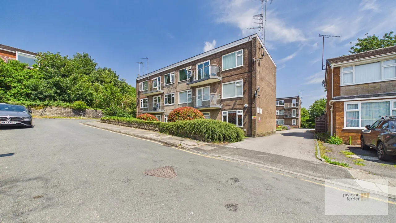 Dovehouse Close, Whitefield, Manchester, M45 7PE, photo 5