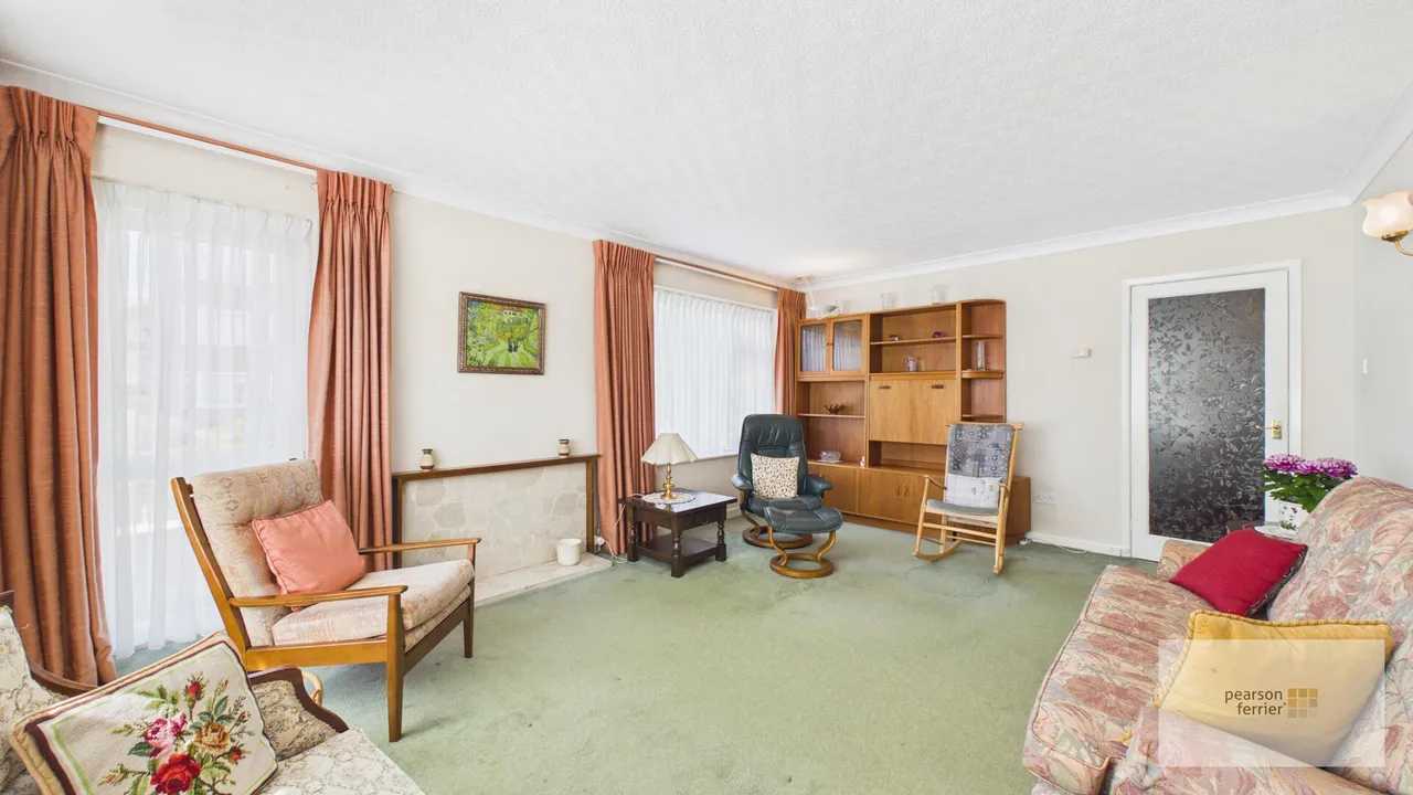 Dovehouse Close, Whitefield, Manchester, M45 7PE, photo 3