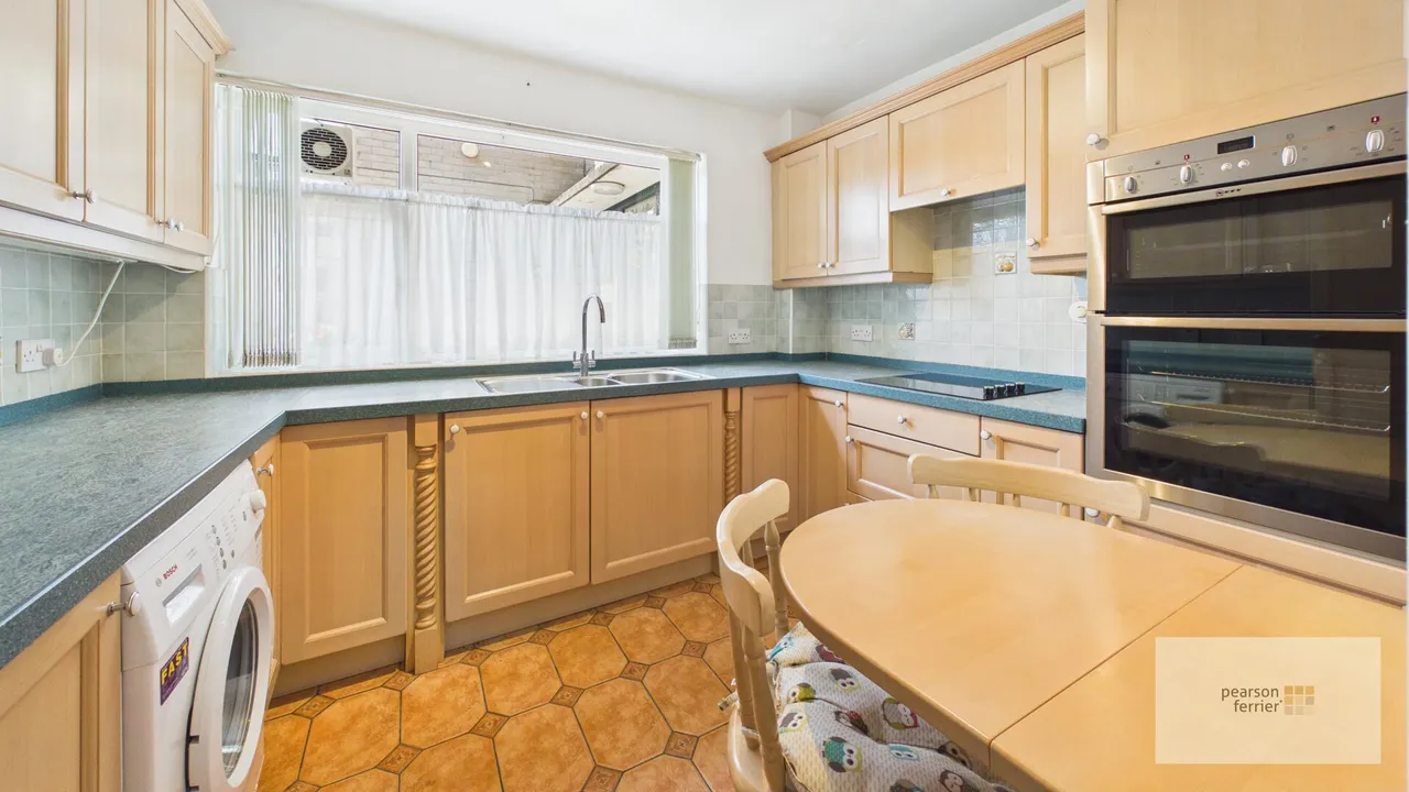Dovehouse Close, Whitefield, Manchester, M45 7PE, photo 4
