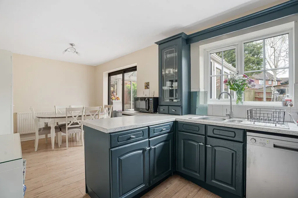 Oxhouse Court, Shenley Brook End, Milton Keynes, Buckinghamshire, MK5 7GL, photo 2