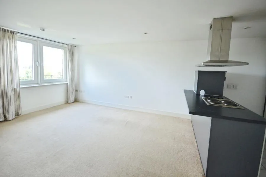 Ferry Court, Cardiff, CF11, photo 3