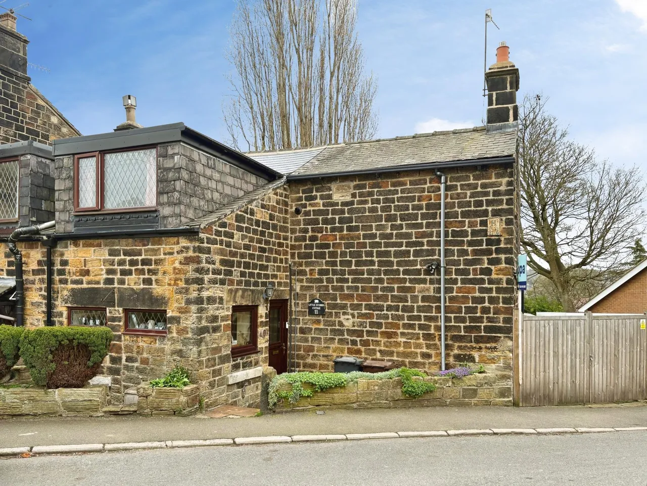 2 bed house for sale, Studfield Hill, Sheffield, S6