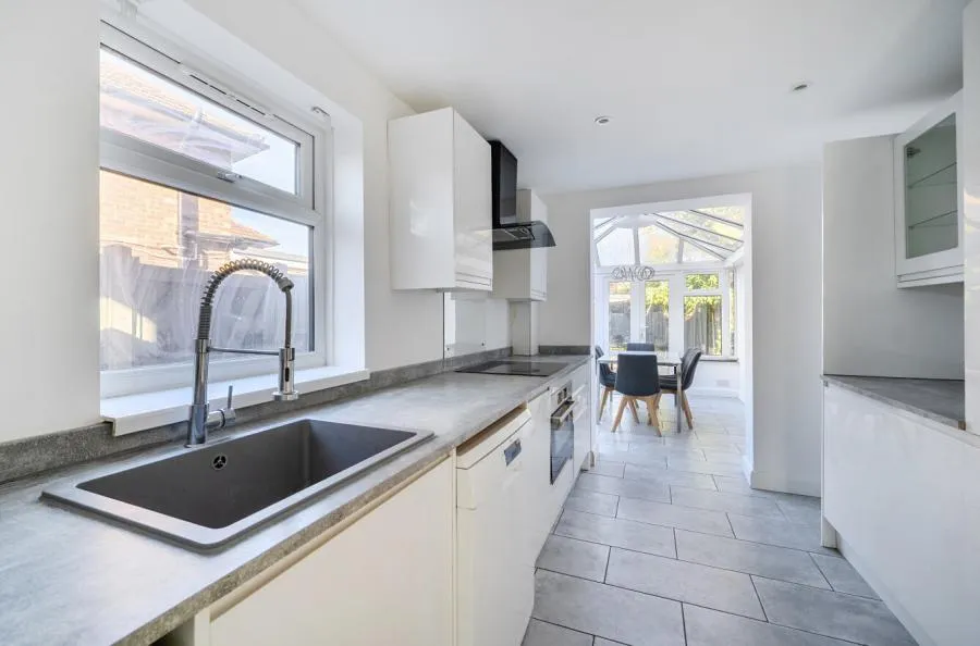 Walpole Road, Old Windsor, SL4, photo 11