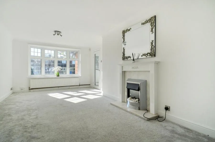 Walpole Road, Old Windsor, SL4, photo 2