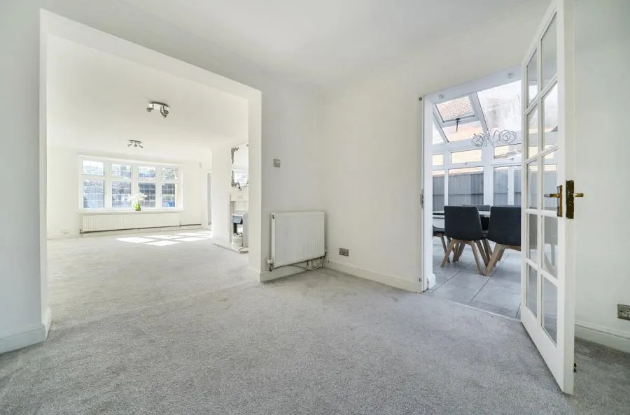 Walpole Road, Old Windsor, SL4, photo 14