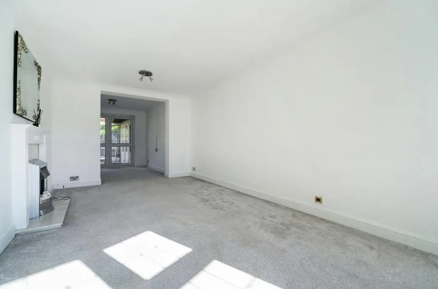 Walpole Road, Old Windsor, SL4, photo 16