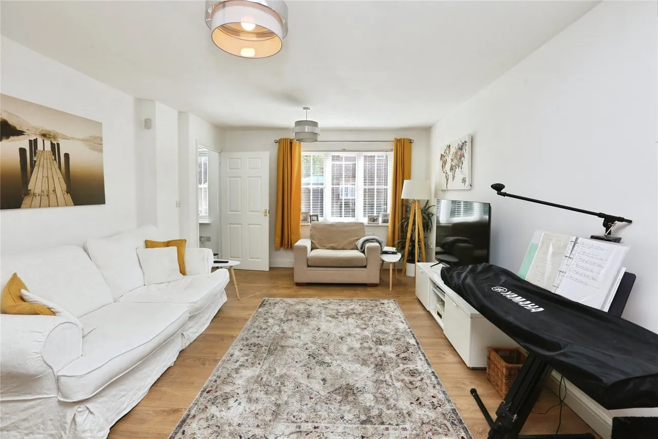 Little Fox Drive, Park Gate, SO31, photo 4