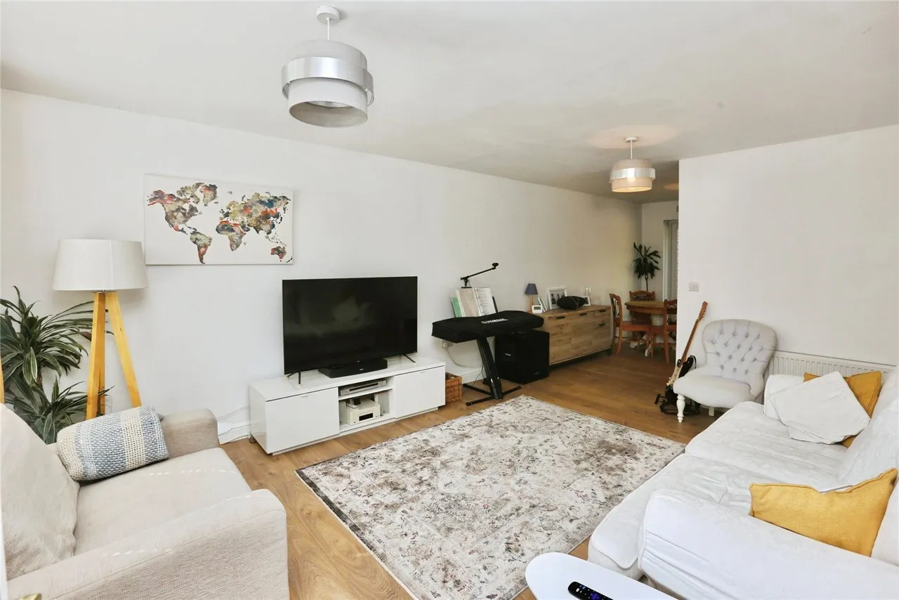 Little Fox Drive, Park Gate, SO31, photo 5