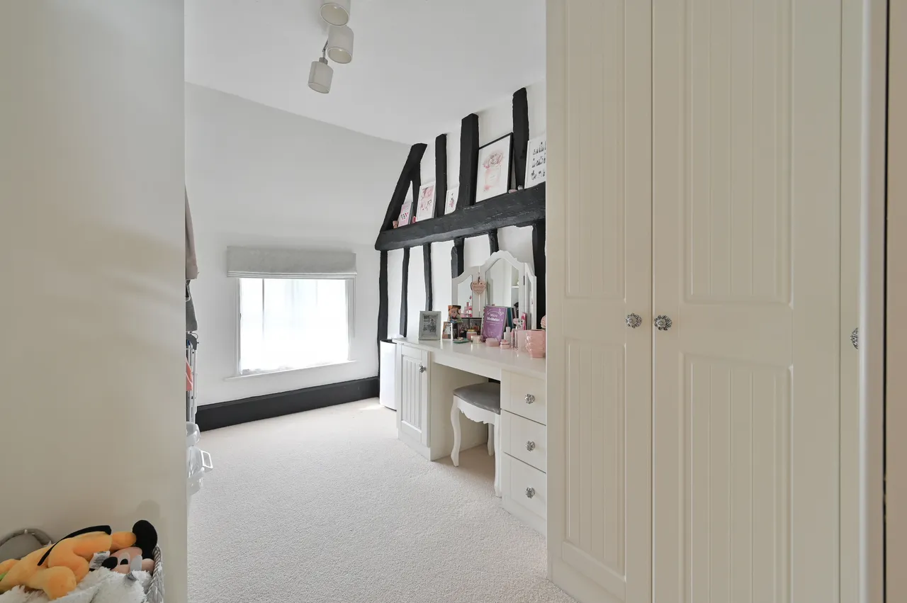 Bushey, WD23, photo 15