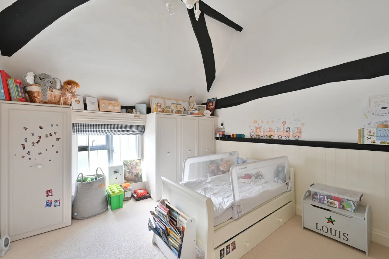 Bushey, WD23, photo 23