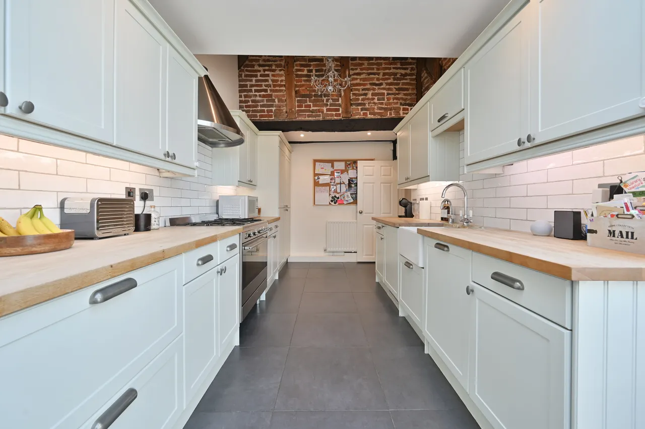 Bushey, WD23, photo 6