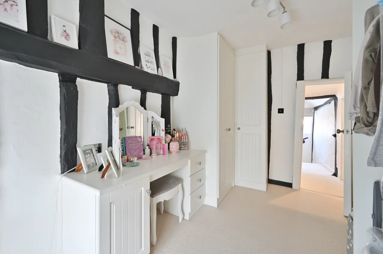 Bushey, WD23, photo 16