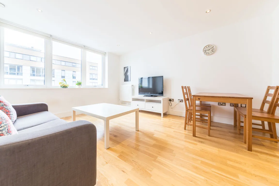 1 bed flat to rent — Dowells Street, Greenwich
