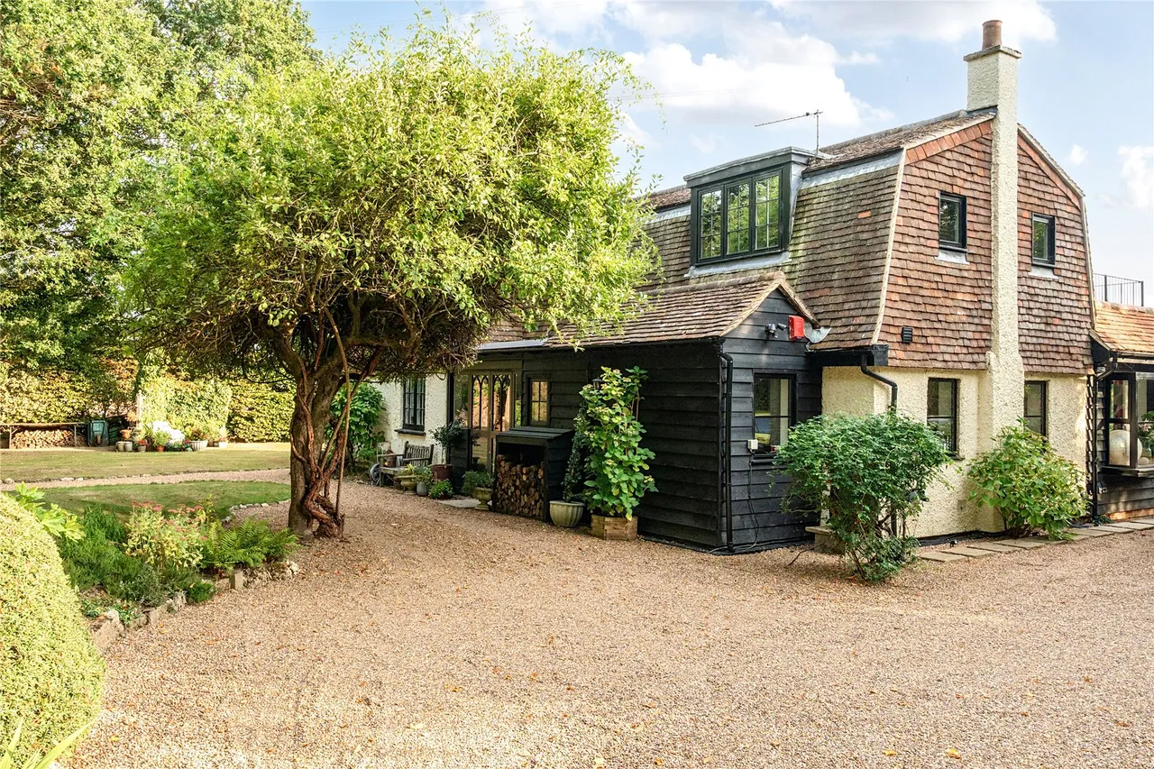 Steep Hill, Chobham, GU24, photo 31