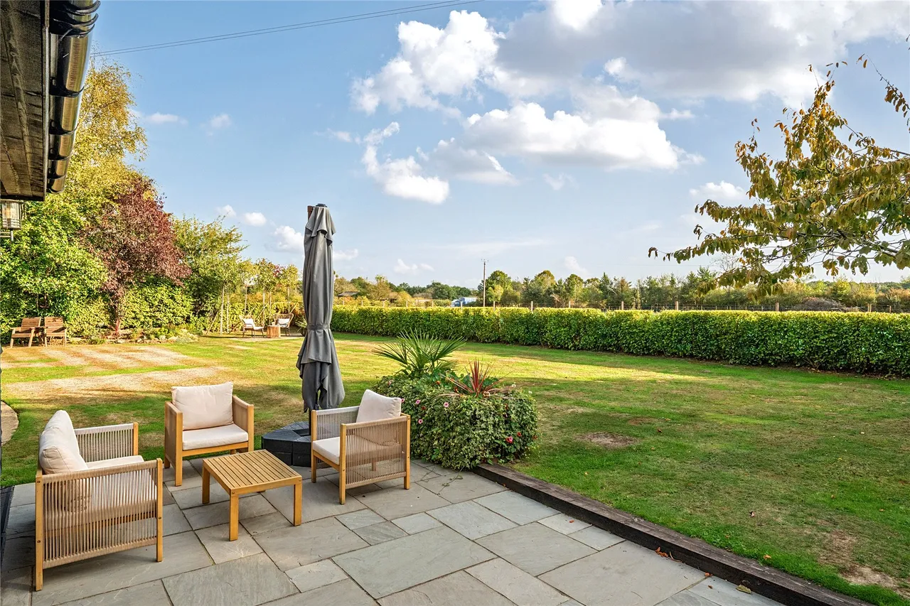 Steep Hill, Chobham, GU24, photo 26