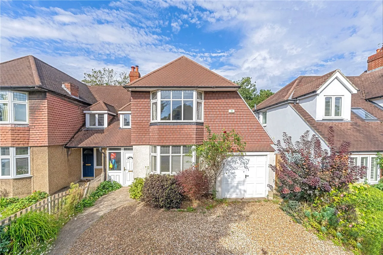 3 bed house for sale — Ormond Drive, Hampton, TW12 2TN