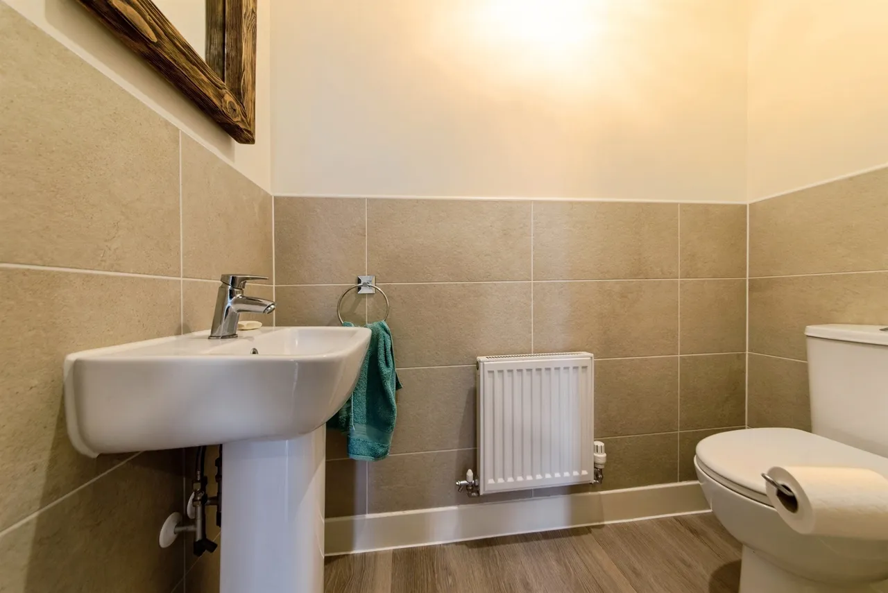 Jasmine Crescent, Holbeach, PE12, photo 17